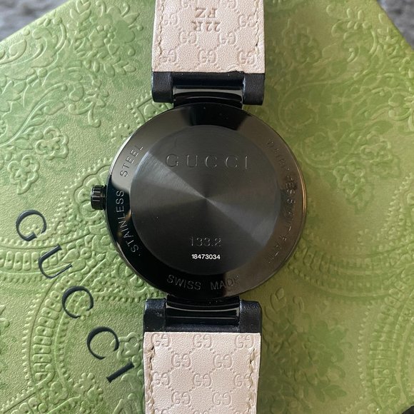 Authentic Gucci watch - Picture 7 of 8